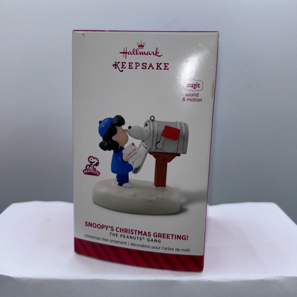 Hallmark Keepsake Snoopy’s Christmas Greeting